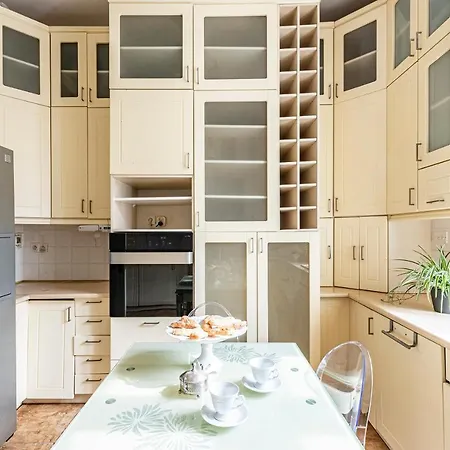 Apartment Grand Happy Hours *